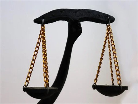 上海律師關于刑法第二百七十五條【故意毀壞財物罪定義、量刑】解釋