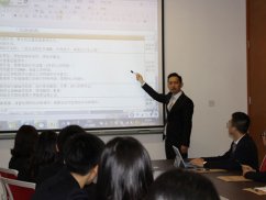 你好。我老公不見5天了。我能報警嗎